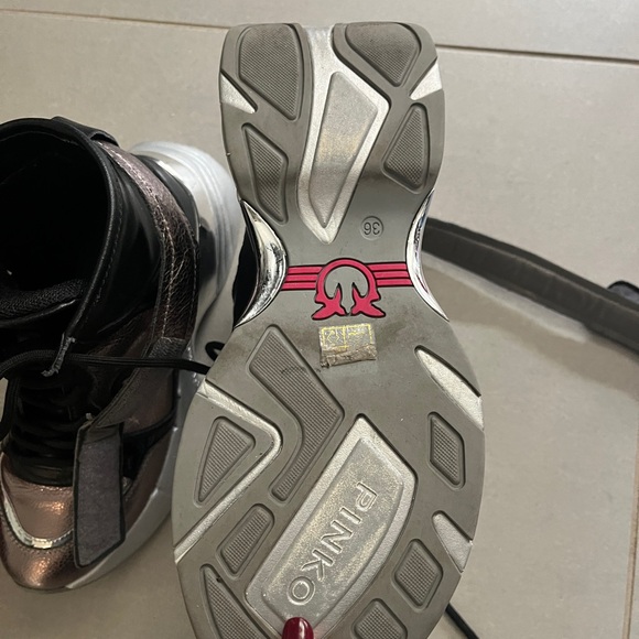 Pinko boots. Great condition. Wore them twice. Purchased in Italy. - Picture 4 of 5